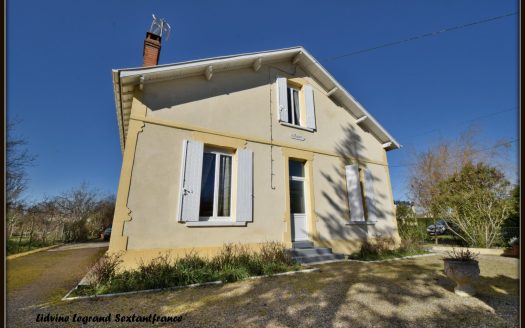 Bergerac West, village house 150 sqm, 4 bedrooms on 1037 sqm of land