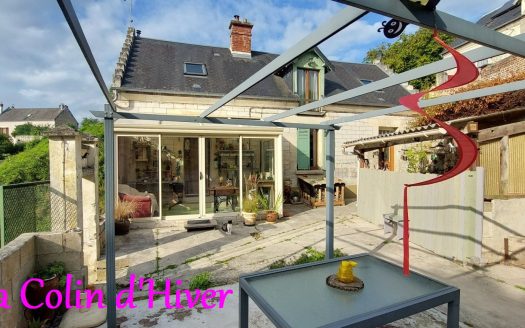 The charm of stone 5 minutes from Soissons