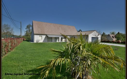 Superb new house in the Perigord style with top-of-the-range services