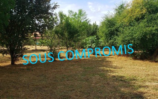 Carbonne, building plot 950 sqm