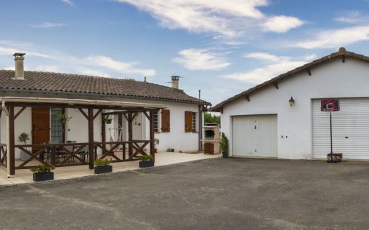 Le Fauga/Lavernose, detached house 206 sqm