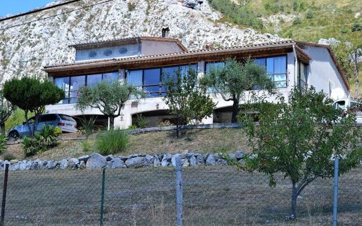Superb 4 room house in Brianconnet