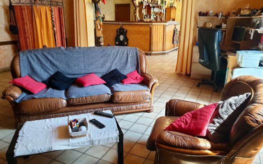 192sqm village house in a quiet area.