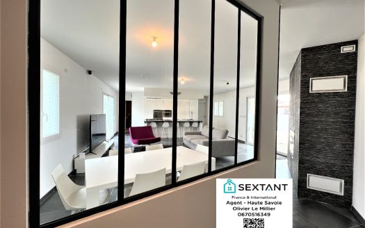 Exclusivity: House T5 of 146 sqm with Garage of 85sqm and Heated Swimming Pool 8m x 4m