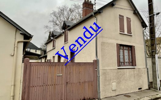 Le Neubourg center house 90 sqm