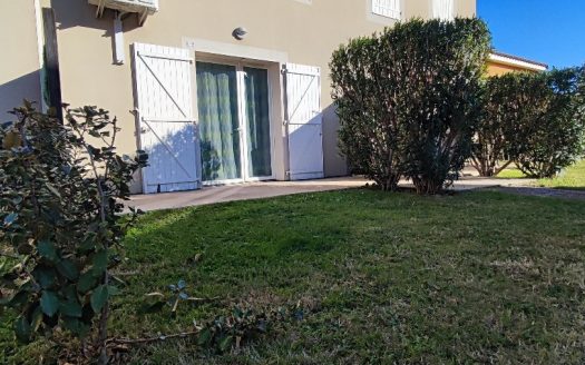 Duplex house in a holiday residence