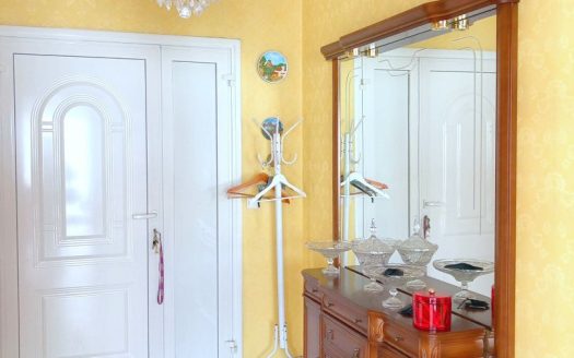 A 4 bedrooms house