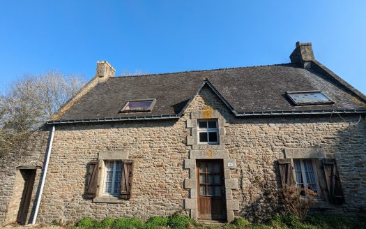 Stone house to renovate