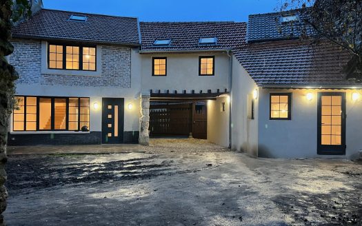 Charming renovated property in the heart of Vexin