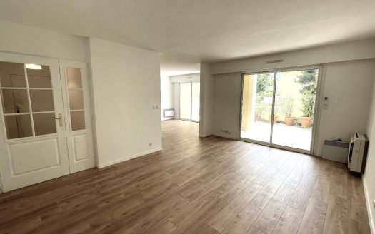 4 room apartment 90 sqm