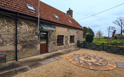 Lock up and leave holiday home or full time residence