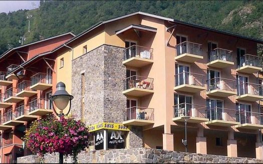 Property investment, by the slopes in Ax-les-Thermes