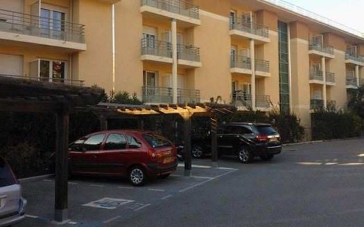 Let and managed studio apartment in student residence in Biot