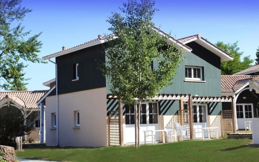 An investment property with an annual income of €6,397 before taxes and a %7.50 return in Arès